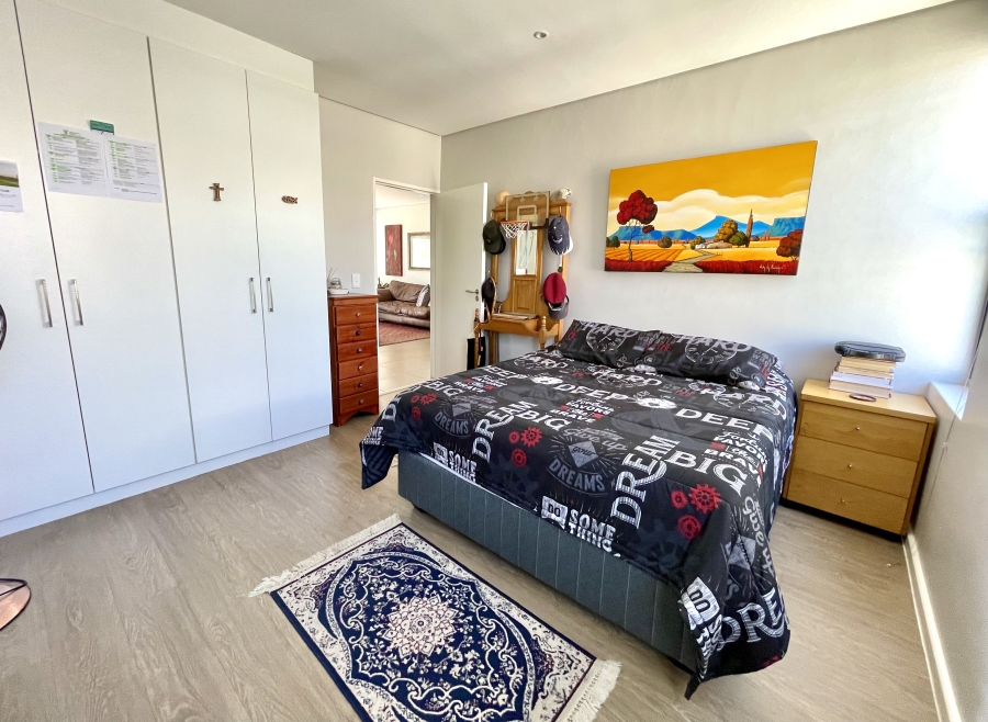 2 Bedroom Property for Sale in Hoog En Droog Western Cape